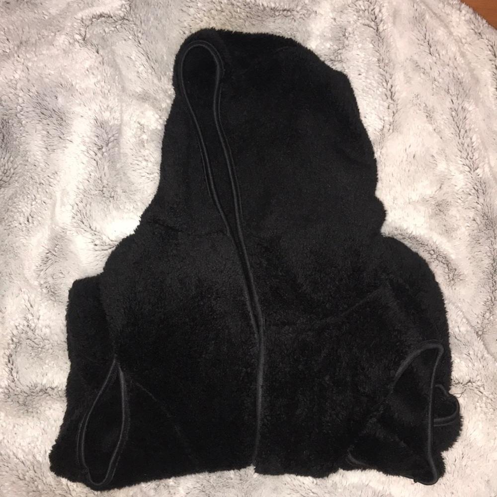 ZINGA hooded sweater without sleeves